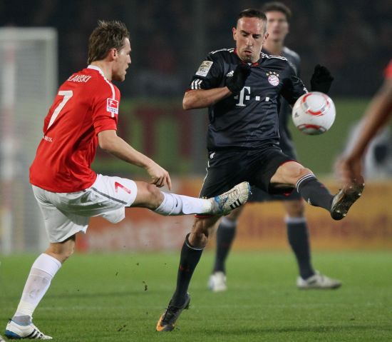 留洋国脚逐 留洋国脚逐